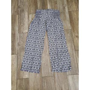 BCBG Wide Leg Floral Pattern Viscose Pants With Smocked Waist & Drawstring in XS